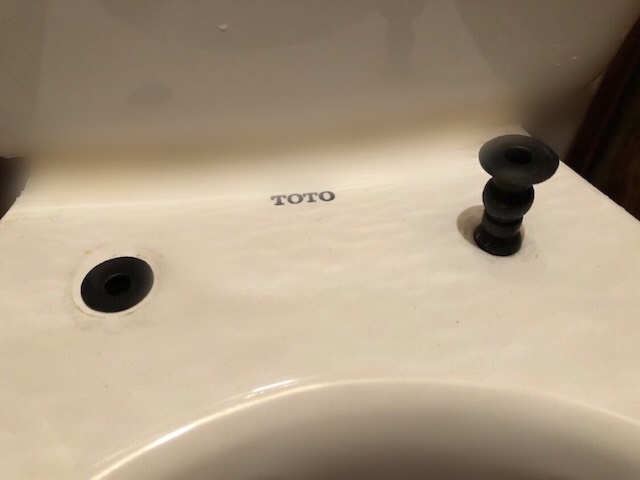 トイレ　蓋がない