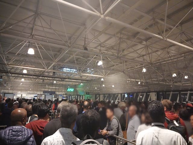 アディスアベバ乗り継ぎ
