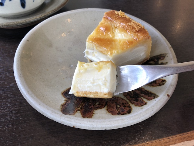 トロイカ　チーズケーキ