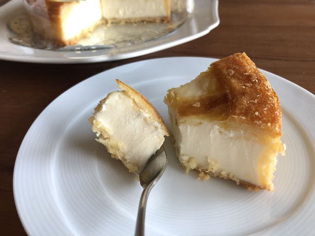 トロイカ　チーズケーキ